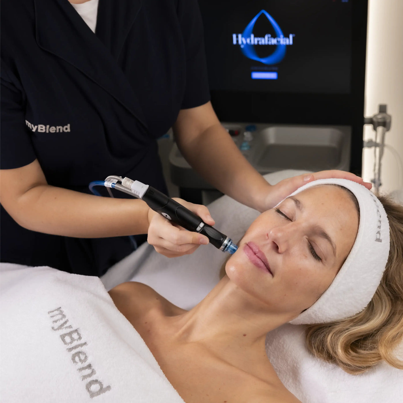 LE SOIN HYDRAFACIAL<sup>®</sup>