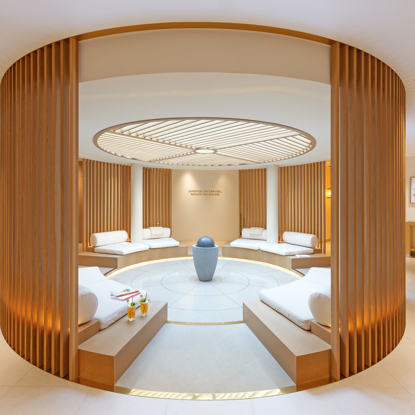 Monte-Carlo Bay Hotel & Resort - Spa Clarins x myBlend